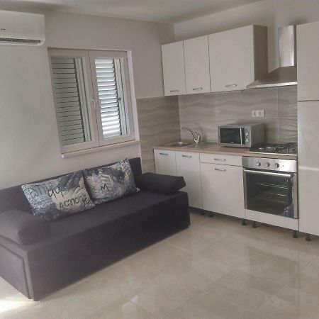 Apartments Garija Rogoznica  Ngoại thất bức ảnh