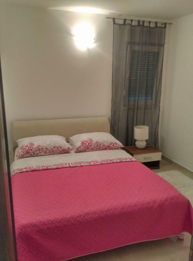 Apartments Garija Rogoznica  Ngoại thất bức ảnh